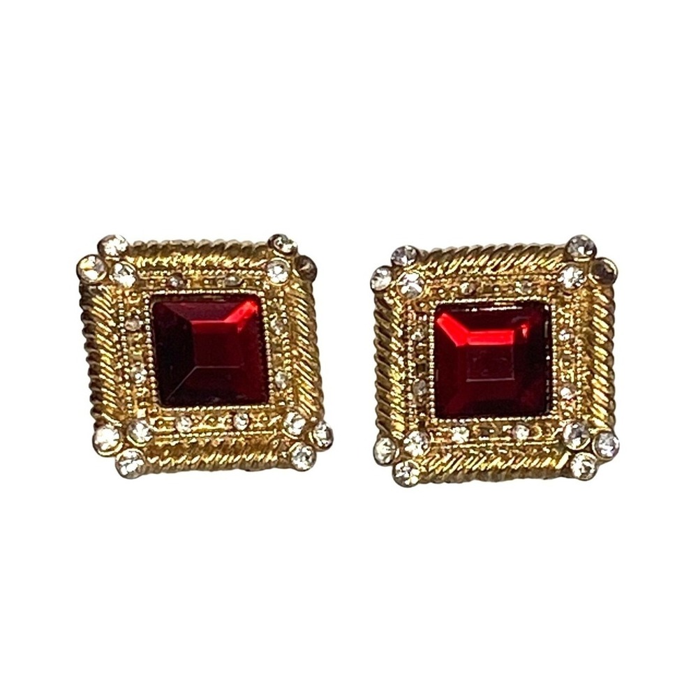 Vintage gold tone faux ruby &‎ rhinestones clip on unsigned earrings OS